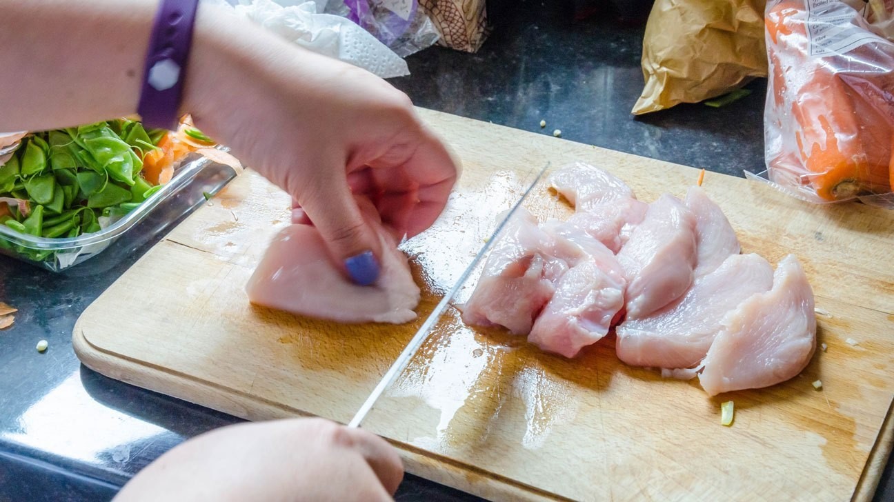 how-long-can-you-keep-chicken-in-the-fridge-raw-or-cooked-thrillist